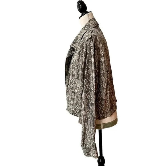 Blank NYC Snakeskin Print Cropped Jacket Size L 100% Lyocell Lightweight - Picture 6 of 12